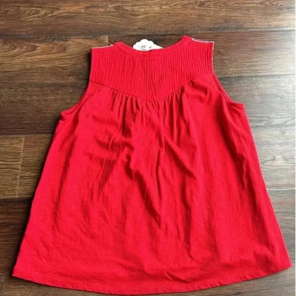NEW Knox Rose Tank Top Red | Embroidered Tank Top | Knox Rose Tank Top - Picture 2 of 7